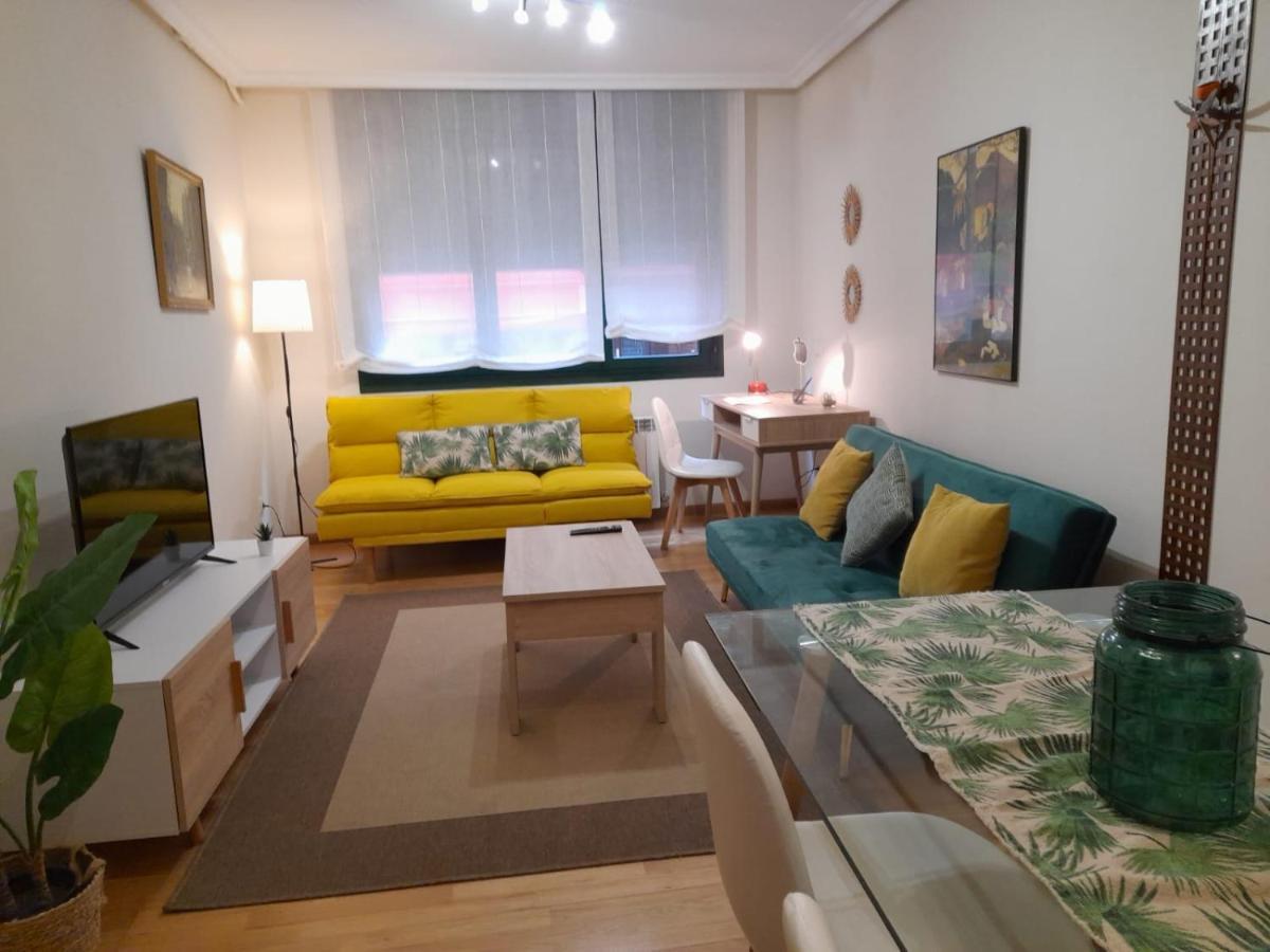 Apartamento Centrico Con Wifi Y Parking De Coche Tamano Medio Onís Eksteriør billede