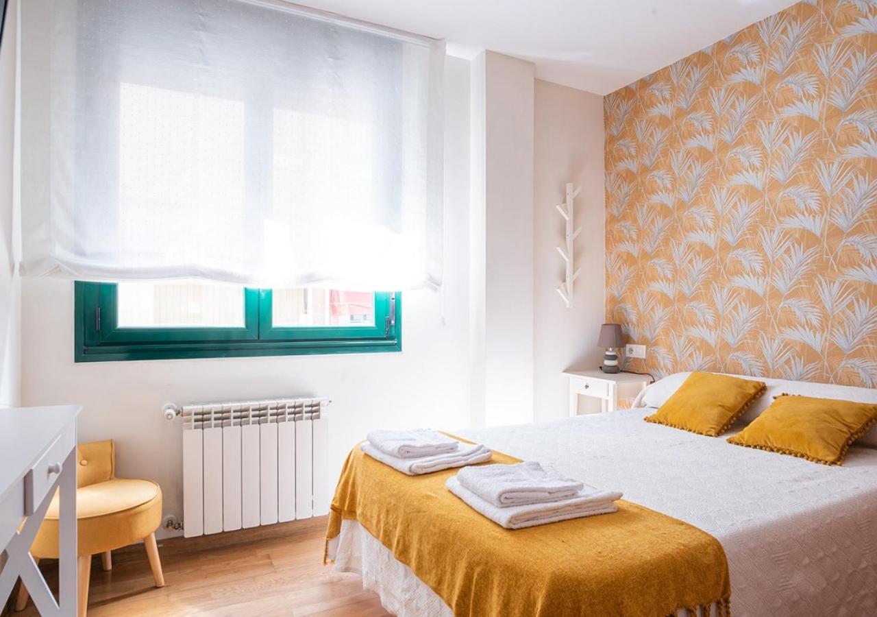Apartamento Centrico Con Wifi Y Parking De Coche Tamano Medio Onís Eksteriør billede