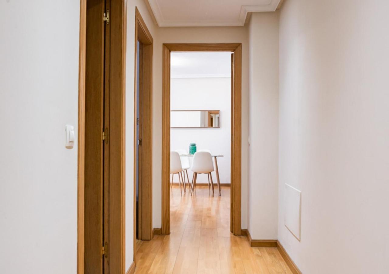 Apartamento Centrico Con Wifi Y Parking De Coche Tamano Medio Onís Eksteriør billede